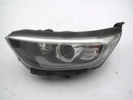 2020 Kia Stonic Front Right Headlight / 350