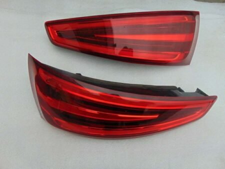 Red LED Audi 2015 Audi Q3 Tail Lamp – €125