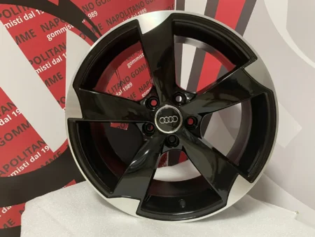 Audi Q5 Original alloy wheels available in all size – €150