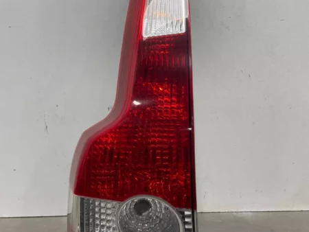 2006 Volvo V50 Wagon Driver Left Tail Light Lamp Assembly - €45