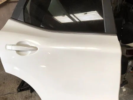 2016 NISSAN QASHQAI J11 COMPLETE DOOR REAR RIGHT DRIVER SIDE WHITE  - €145